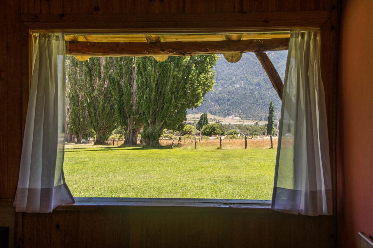 Cholila Valle Del Carrileufuヴィラ エクステリア 写真