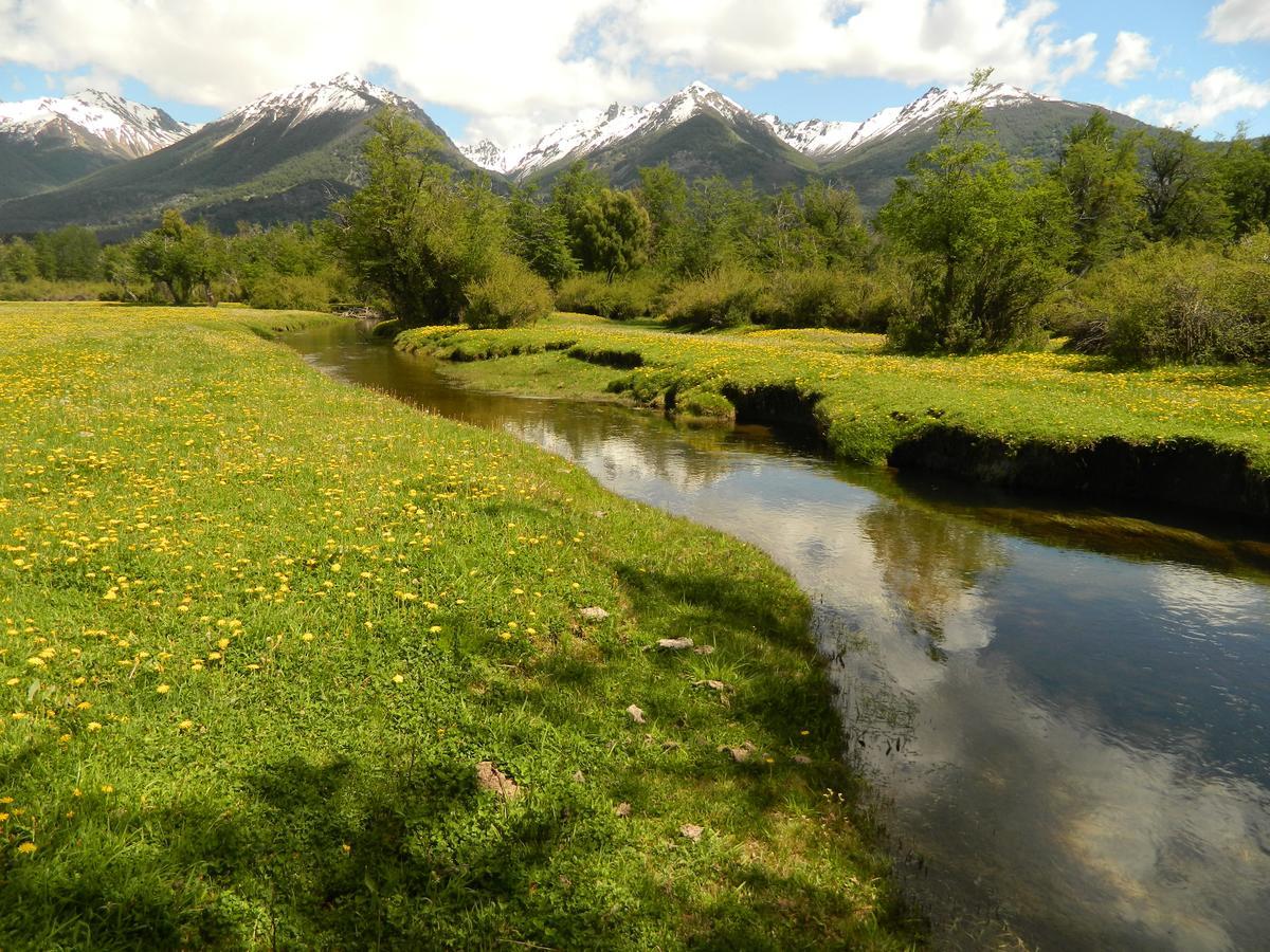 Cholila Valle Del Carrileufuヴィラ エクステリア 写真